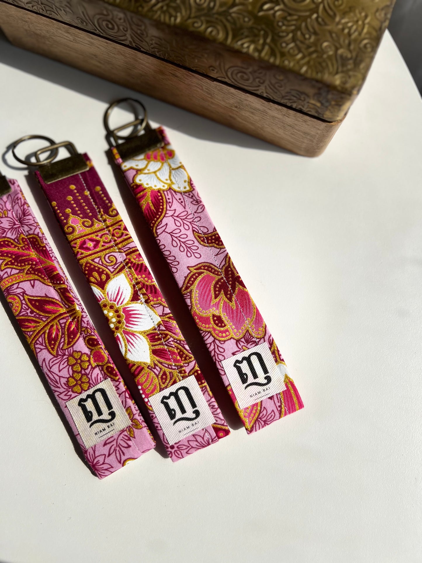 SARONG porte clef