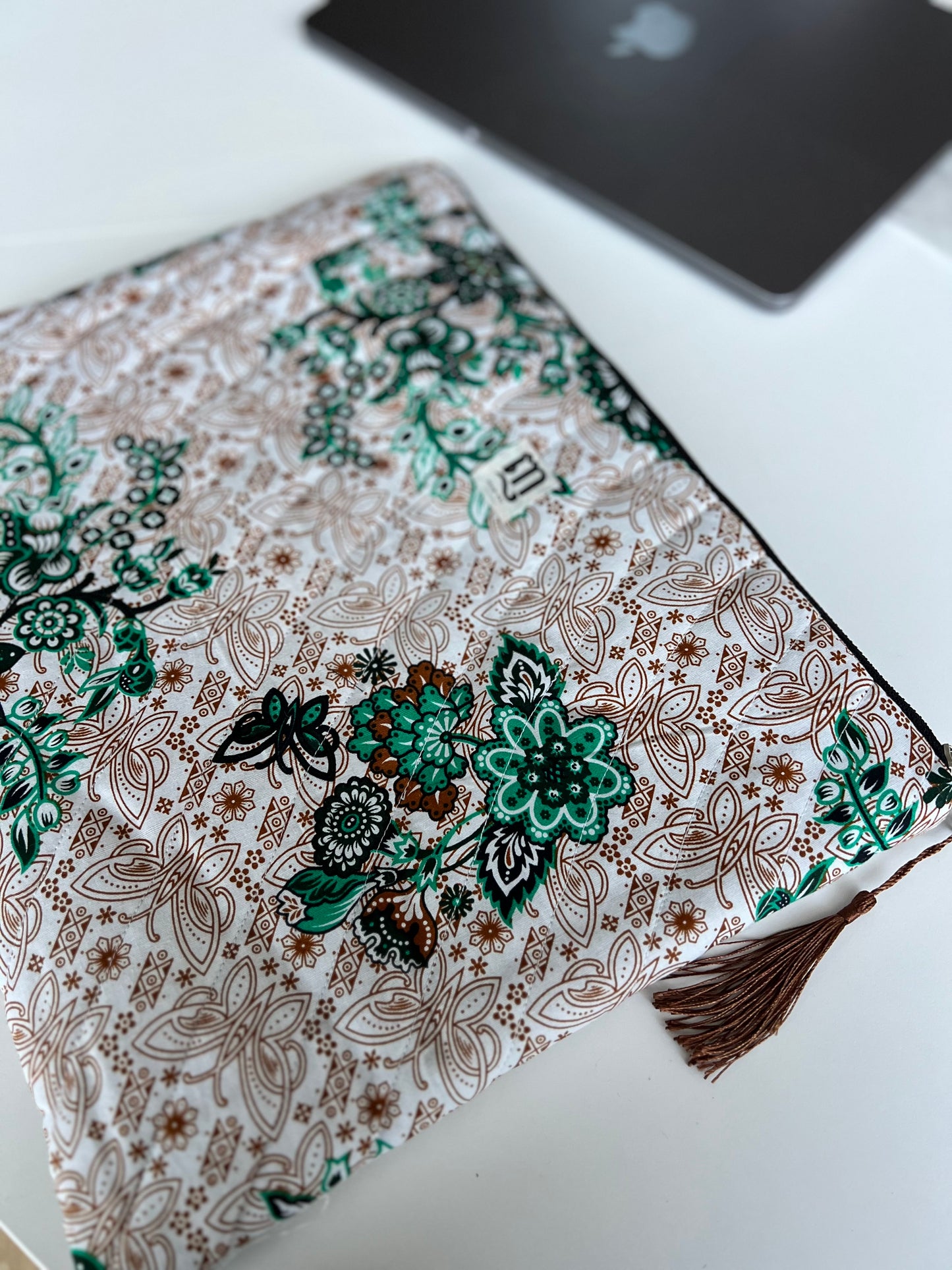 SARONG pochette ordinateur 13pouces