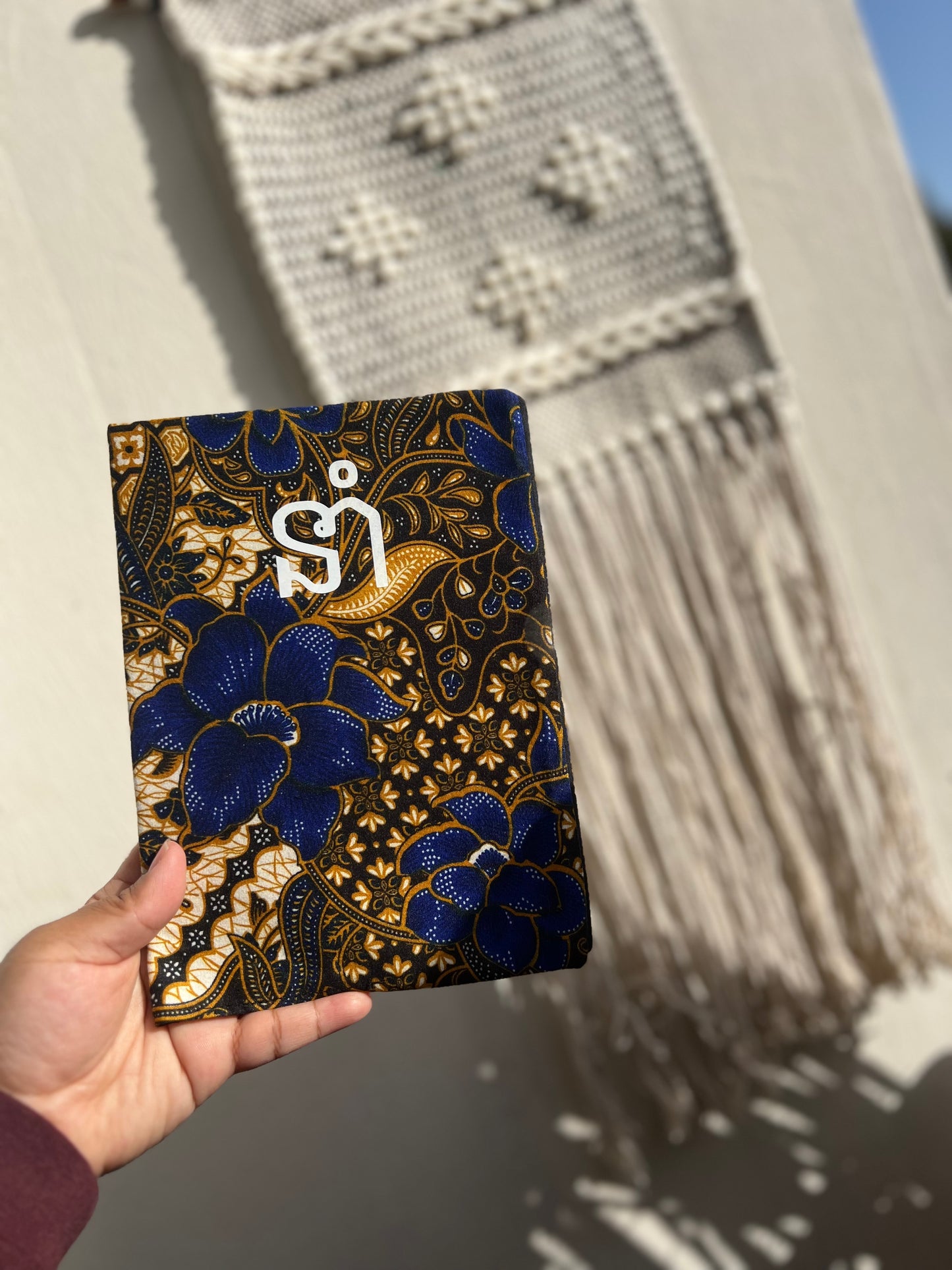 SARONG Protège carnet de santé