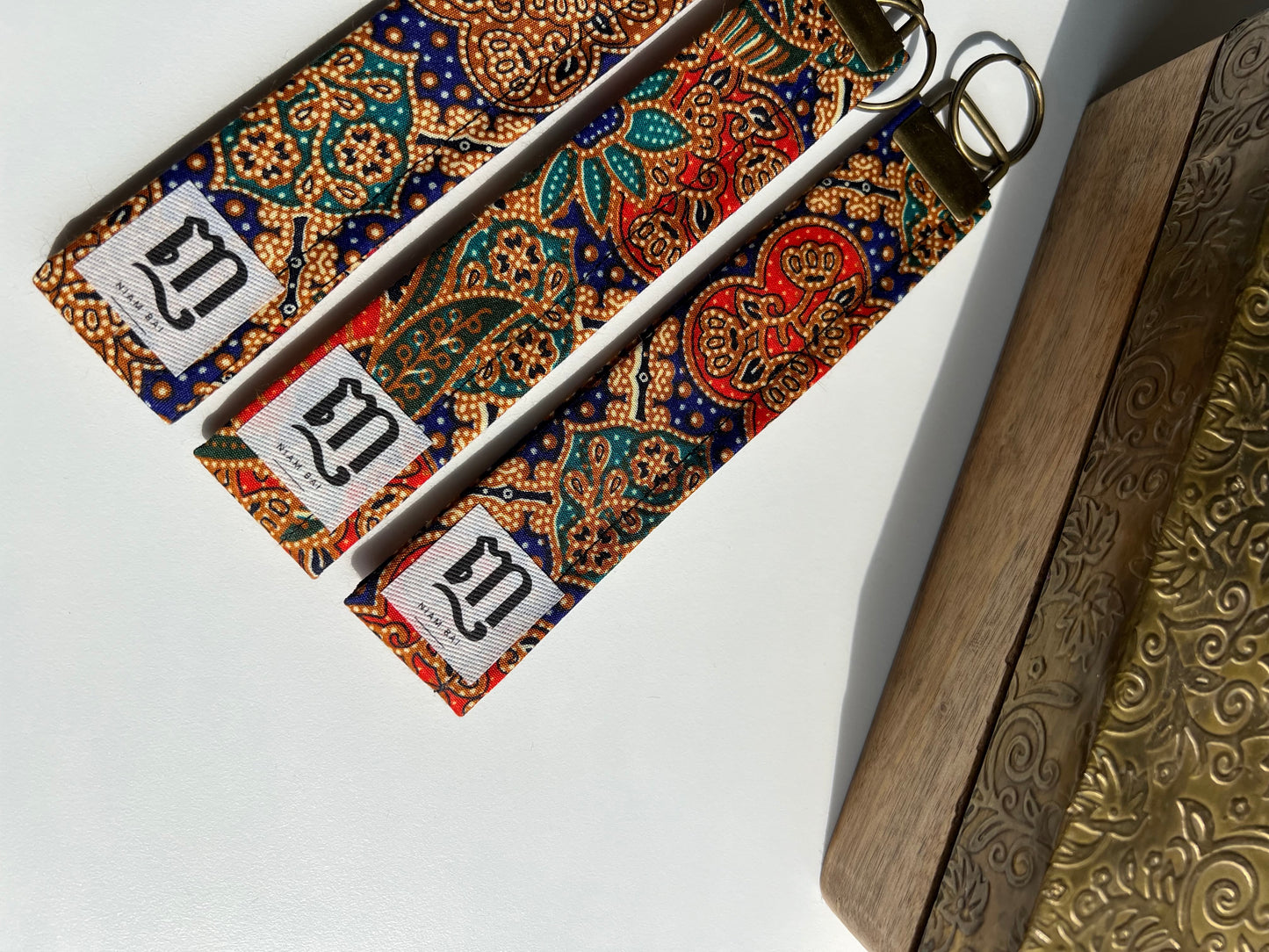 SARONG porte clef