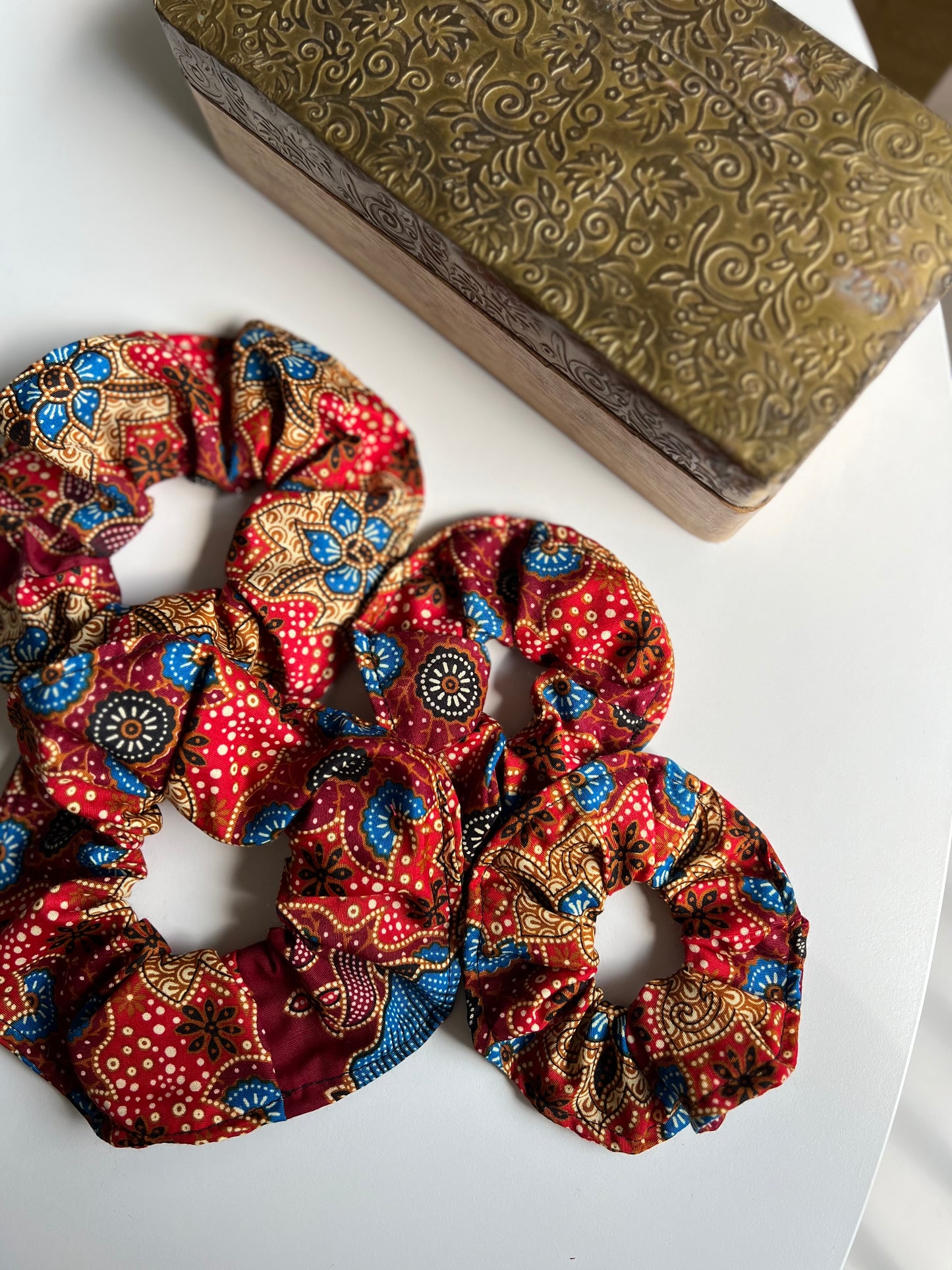 SARONG Chouchou